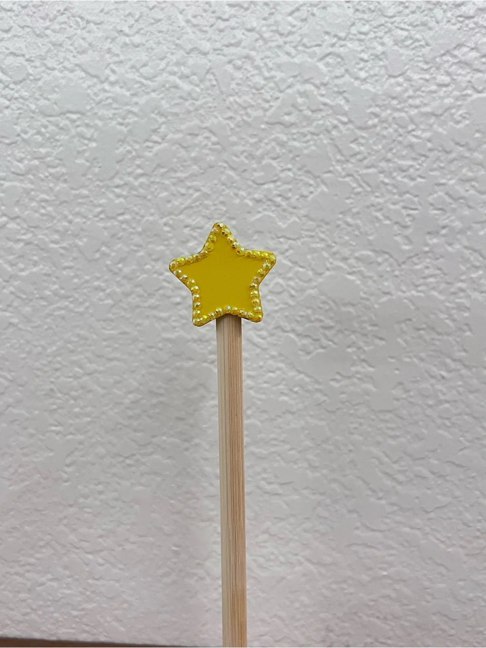 Wooden Claw Clip Holder Stand | Yellow Star Hair Accessory Display Organizer